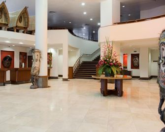 Crown Hotel - Port Moresby - Hall d’entrée
