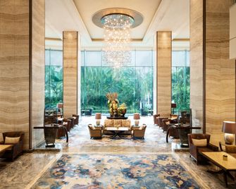 إدسا شانجري-لا، مانيلا - مانيلا - ردهة