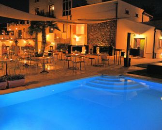Tenuta Santa Tecla - Acireale - Piscina