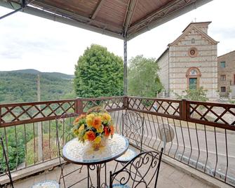 Magnificent Mansion in a Small Enchanted Village - Canonica - Balcón