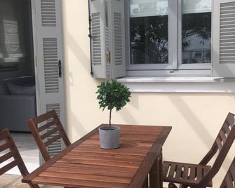 Bakagiannis Apartments - Parga - Patio