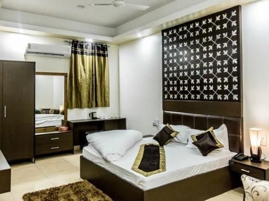 Red Orchid - Merath - Schlafzimmer