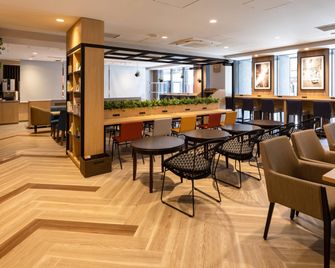 Comfort Hotel Shin-Osaka - Osaka - Bar