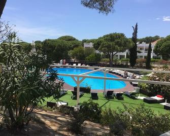 Apartment In Jardins Do Golfe, Vale Do Lobo - Vale do Lobo - Pool