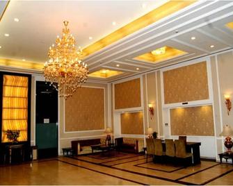 Hotel Royal Panna - Shāhjānpur - Lobby