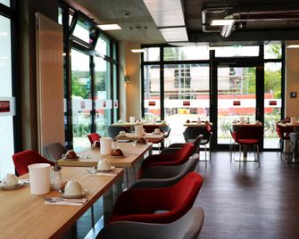 Signature East Hotel Apartments - Hamburg - Restaurant