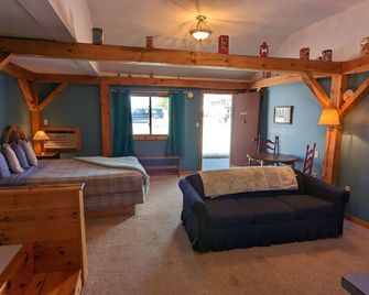 The Nova Motel - Ludington