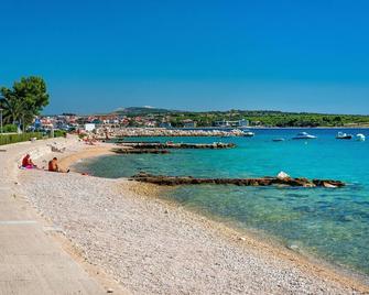 Ivica 2, Studio Apartment, Novalja - Novaglia - Spiaggia