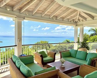 Private 4br Oceanview Villa - Private Pool - Peaceful Hilltop Setting - Barnes Hill - Balkon