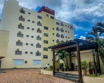 Hotel Piratininga Amazonas - Rondonópolis - Building