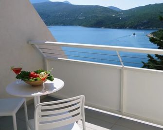 Hotel Osmine - Slano - Balcony