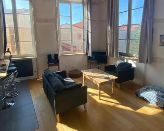 Bright Canut loft in the heart of Croix-Rousse - Lyon - Sala de estar