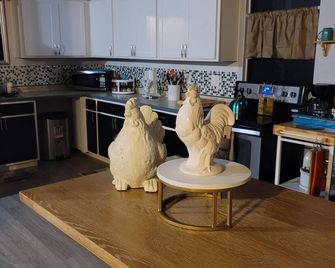 Luxury two-story Guesthouse - Fruitland Park - Kitchen