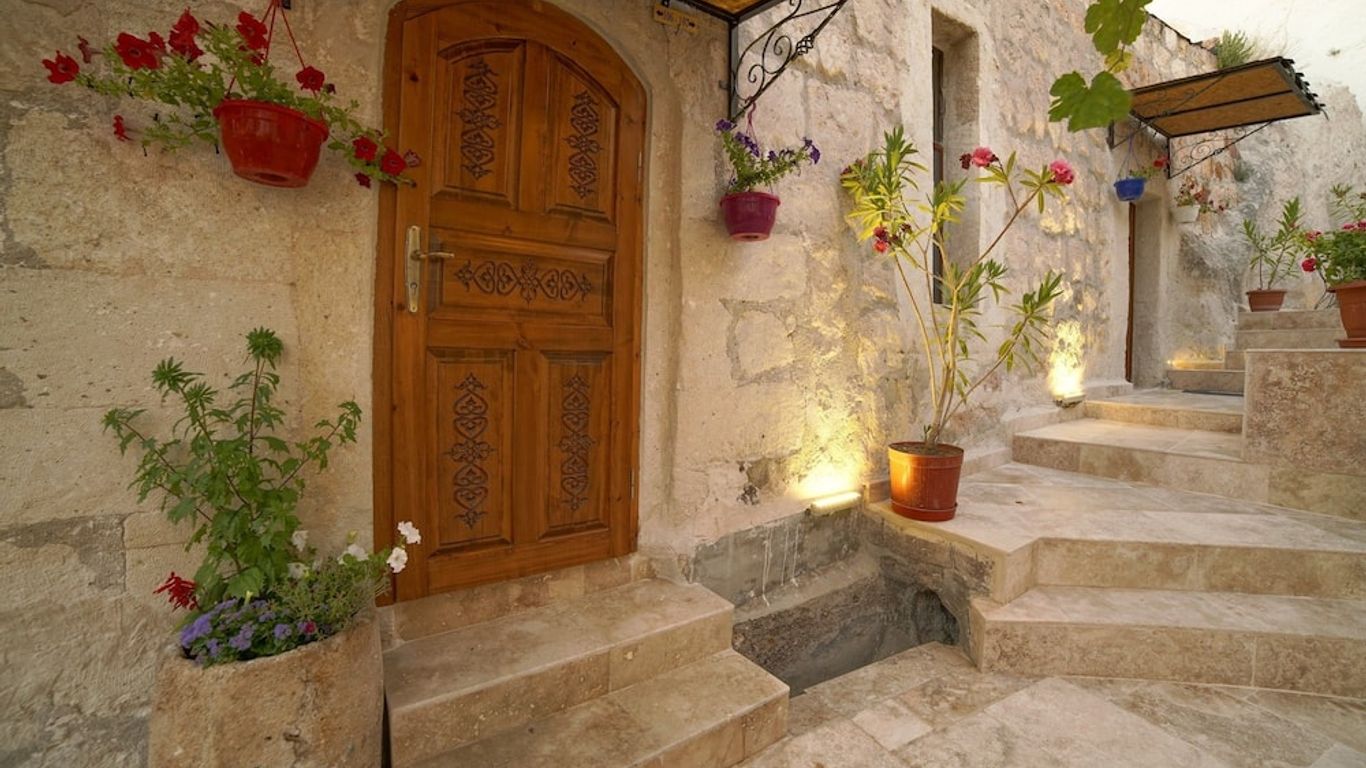 メレク ケーブ ホテル