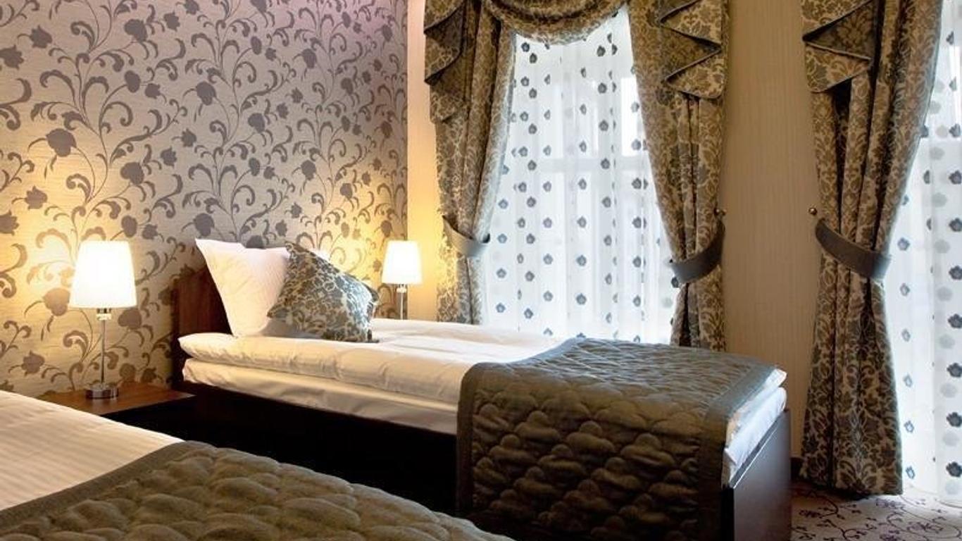 Hotel-Restauracja Platan