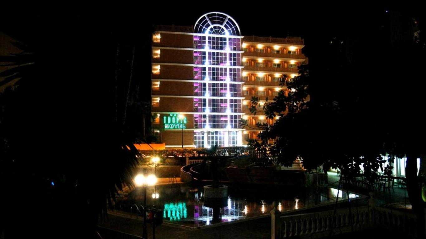 Hotel Tropic