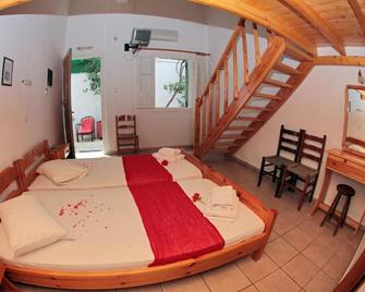 جلاروس جيست هاوس - Hydra - غرفة نوم