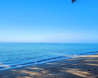 Phoenix Beach Apartments sea view - Flic en Flac - Beach