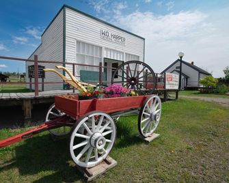 Coast Dawson Creek Hotel - Dawson Creek - Budova