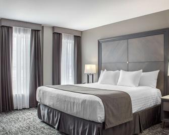 Chateau Moncton, Trademark Collection by Wyndham - Moncton - Bedroom