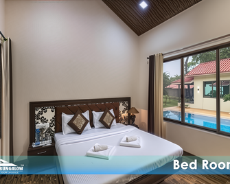 Tiara Room By 29 Bungalow - Alibag - Bedroom