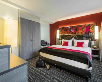 Mercure Hotel Düsseldorf Zentrum - Düsseldorf - Bedroom