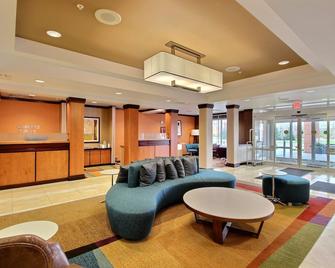 Fairfield Inn & Suites by Marriott Milwaukee Airport - Oak Creek - Lobby