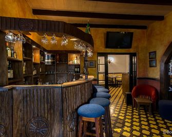 هوتل سيوداد فيجا - غواتيمالا سيتي - بار