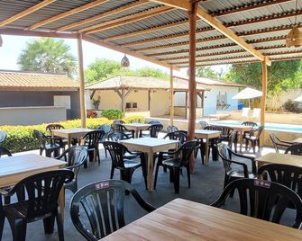 Pousada Vila Cajuína - Luís Correia - לואיס קוריה - מסעדה