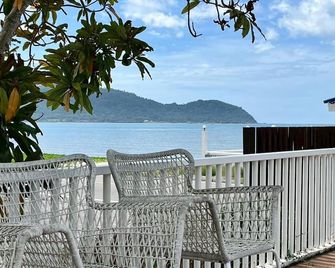 Bangsaphan Resort - Bang Saphan