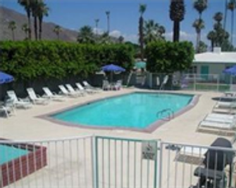 The Villas of Palm Springs - Palm Springs - Pool