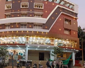 Hotel Eden - Karwar - Building