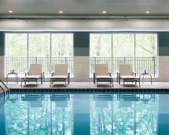 Garner Hotel Provo South by IHG - Provo - Zwembad