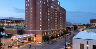 President Abraham Lincoln Springfield - DoubleTree by Hilton - Springfield - Bâtiment
