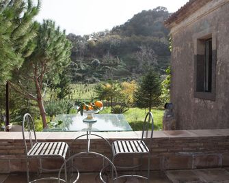 Farmhouse with private access to the Alcantara River and near Etna and Taormina - Castiglione di Sicilia - Patio