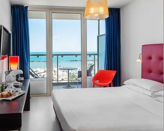 Hotel Villa Corallo - San Benedetto del Tronto - Habitación