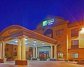 Holiday Inn Express & Suites Barstow-Outlet Center - Barstow - Toà nhà