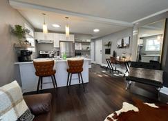 Rustic Elegance & Style 1br - London - Kitchen