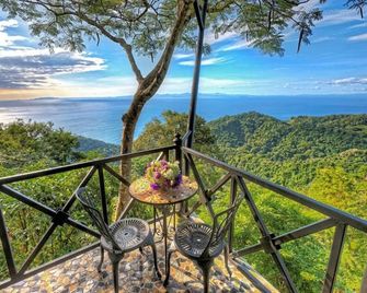Hotel Villa Caletas - Herradura - Balcony