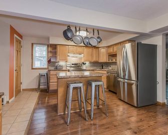 By the Lake. Close to Shoreview, Stillwater, Grant, Mahtomedi - White Bear Lake - Cozinha