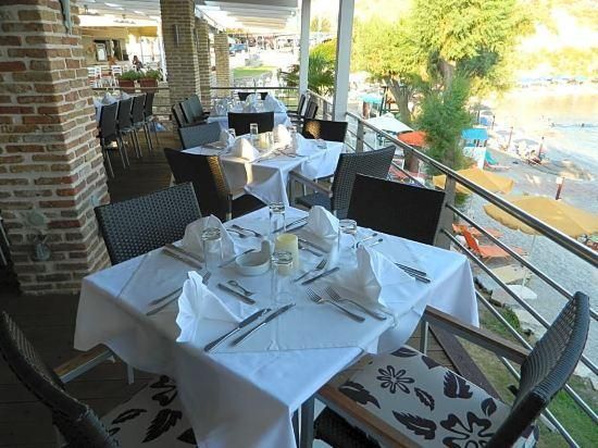 Hotel Glicorisa Beach