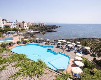 Arathena Rocks Hotel - Giardini Naxos - Bể bơi