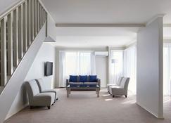 Pinnacle Apartments - Kingston - Living room