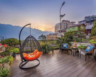Delasol Sapa - Central Boutique Hotel - Sa Pa - Balcony