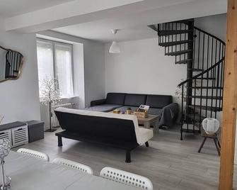 Quiet, bright house (5km from La Gacilly) - La Gacilly - Salon