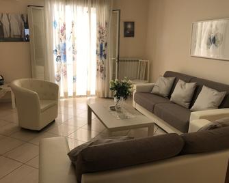 Casa Francesca - Niscemi - Sala de estar