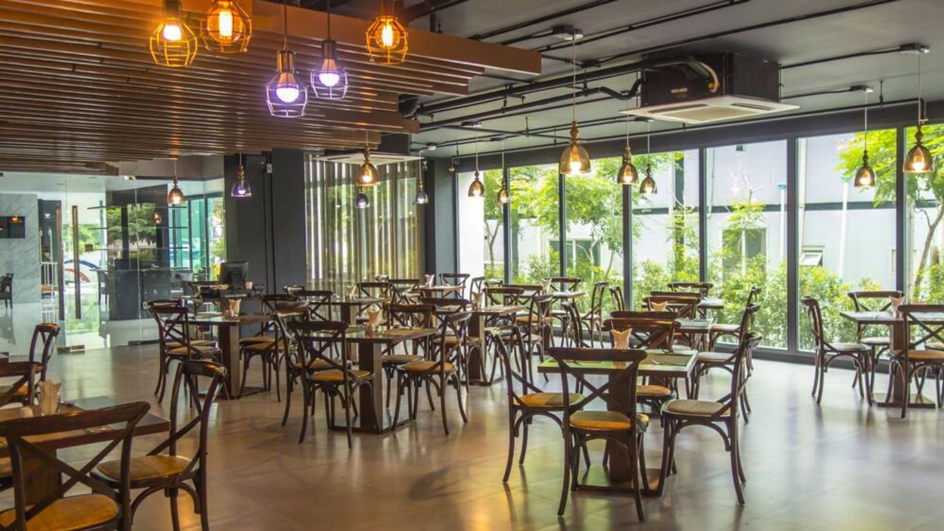 Unique Regency Pattaya