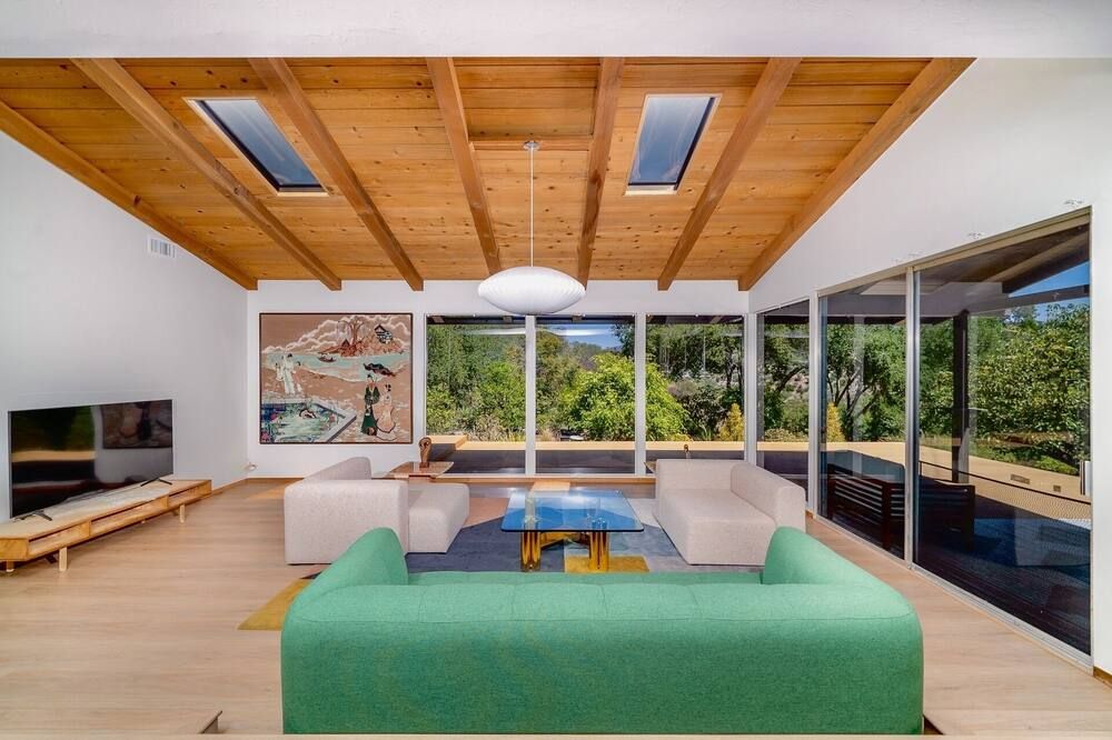 Newly remodeled midcentury modern house close to many attractions - Fallbrook - Living room