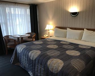 Moonlite Motel Niagara Falls - Niagarafälle - Schlafzimmer