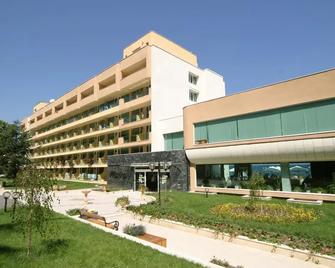 Marina Hotel in Sunny Day Resort - Golden Sands - Bâtiment